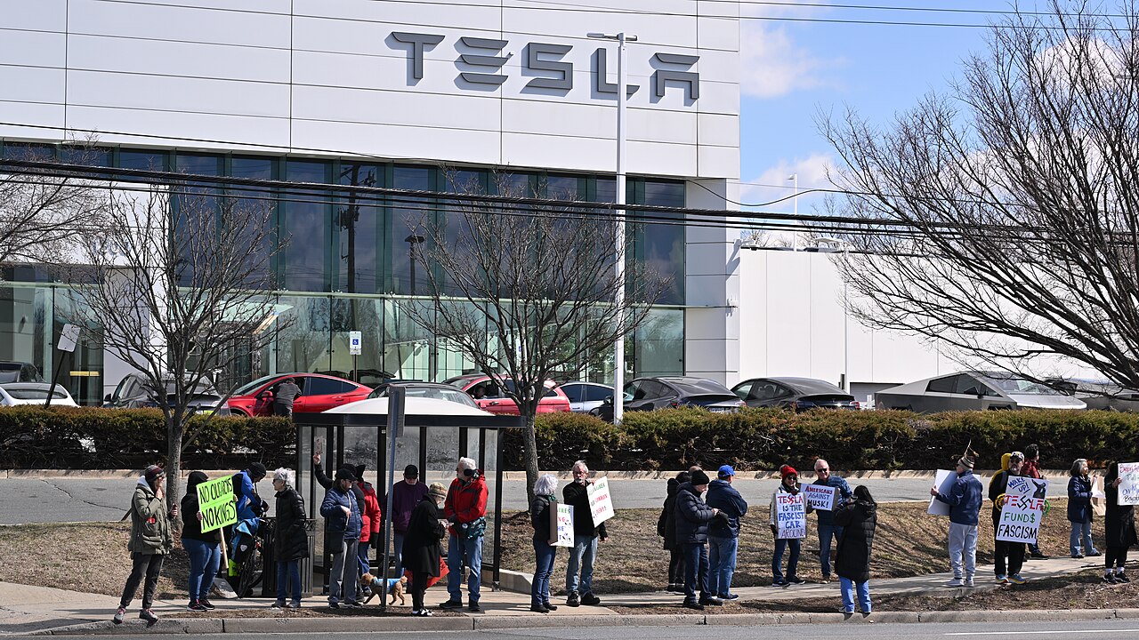 Tesla Takedown protest, Rockville, MD
